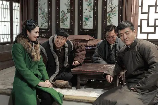 《谁是真英雄》：正义与谎言交织，揭开隐藏的真相！